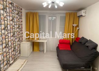 Сдаю в аренду двухкомнатную квартиру, 47 м2, Москва, улица Маршала Конева, 3, улица Маршала Конева