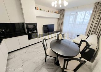 Продаю 3-ком. квартиру, 69.1 м2, Ижевск, Карлутский район, улица Ленина, 97