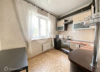 Продается 2-комнатная квартира, 63 м2, Татарстан, улица Габдуллы Кариева, 8