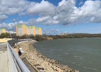 Продаю 2-ком. квартиру, 80 м2, Краснодар, ЖК Фреш, улица имени Валерия Гассия, 4/7к1