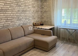 Трехкомнатная квартира на продажу, 78.6 м2, Нижний Новгород, улица Бурденко, 16, метро Комсомольская