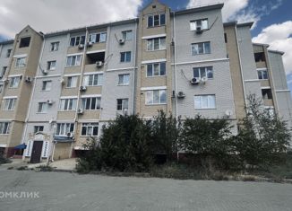 Продажа трехкомнатной квартиры, 90.8 м2, Элиста, улица Г.О. Рокчинского, 17А