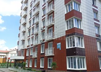 Продаю 3-ком. квартиру, 75 м2, Смоленск, улица Александра Степанова, 10