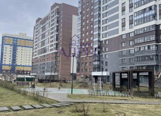 Продается двухкомнатная квартира, 61.3 м2, Екатеринбург, метро Геологическая, улица Краснолесья, 54