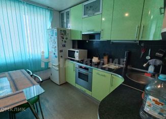 Продам 3-комнатную квартиру, 61 м2, Донецк, 3-й микрорайон, 33