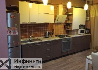 Продаю 2-ком. квартиру, 68 м2, Ставрополь, улица Города-Побратима Безье, 15/4, ЖК Восток