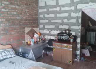 Продаю трехкомнатную квартиру, 65 м2, посёлок Октябрьский, Локтинская улица, 6/1