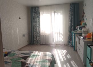 Продам 4-комнатную квартиру, 90 м2, Челябинская область, Магистральная улица, 2