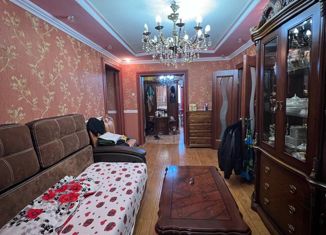Продается 4-ком. квартира, 72 м2, Грозный, улица У.А. Садаева, 6, 1-й микрорайон
