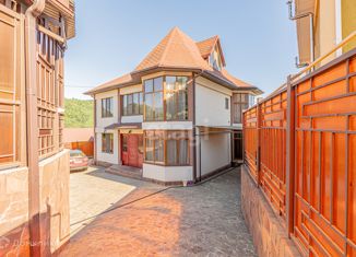 Продаю дом, 350 м2, село Высокое