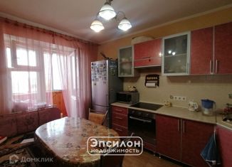 Продается 1-комнатная квартира, 45 м2, Курская область, улица Парижской Коммуны, 42