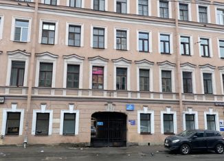 Продается 3-комнатная квартира, 82.1 м2, Санкт-Петербург, Апраксин переулок, 17, метро Спасская