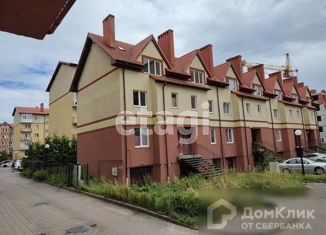 Продам 5-ком. квартиру, 182.5 м2, Зеленоградск, Приморская улица, 23