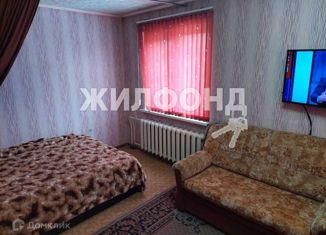 Продаю 1-ком. квартиру, 30 м2, Новосибирская область, улица Макаренко, 4