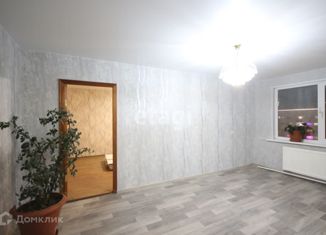 Продам 3-комнатную квартиру, 63.2 м2, Тюменская область, Ленинградский проспект, 1