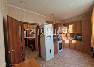 Продаю двухкомнатную квартиру, 62.4 м2, рабочий посёлок Константиновский, улица Ленина, 9