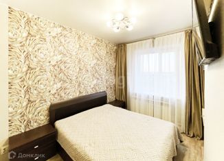 Продам 2-ком. квартиру, 59.7 м2, посёлок городского типа Белый Яр, улица Толстого, 1