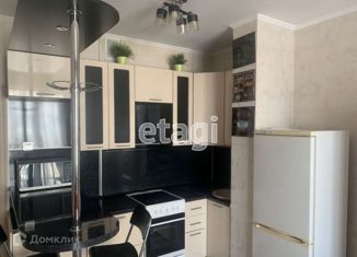 Сдам в аренду 2-ком. квартиру, 49 м2, Новосибирск, улица Плахотного, 80, улица Плахотного