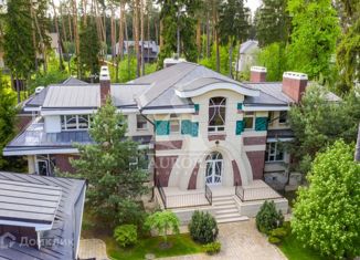 Продам дом, 795 м2, коттеджный поселок Риита