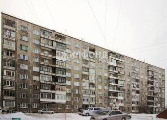 Продажа трехкомнатной квартиры, 56 м2, Новосибирск, улица Чапаева, 7/3, улица Чапаева