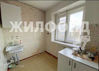 Продается двухкомнатная квартира, 43.2 м2, Калтан, Комсомольская улица, 27