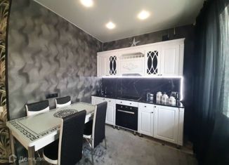 Продажа двухкомнатной квартиры, 68.3 м2, село Подстёпки, Школьная улица, 11, ЖК Солнечный