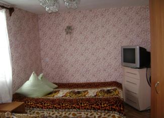 Сдается в аренду комната, 18 м2, поселок городского типа Заозерное, улица Олега Кошевого, 35