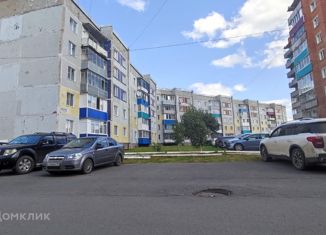 Продам двухкомнатную квартиру, 54 м2, Кемеровская область, улица 50 лет Города, 16