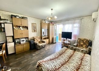 Продается 2-комнатная квартира, 52.2 м2, Новокубанск, Спортивная улица, 29А