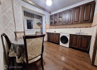 Продается 4-ком. квартира, 100 м2, Нальчик, Московская улица, 14, район Предгорный