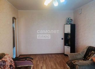 Продажа 3-ком. квартиры, 57.4 м2, Астрахань, улица Тренёва, 13