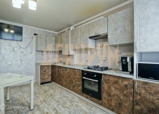 Двухкомнатная квартира на продажу, 74.6 м2, Калининградская область, улица Юрия Гагарина, 111