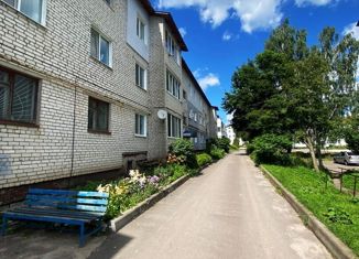 Продается 2-комнатная квартира, 59.5 м2, село Глинищево, Садовая улица, 36