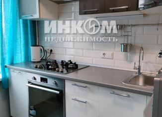 Сдается в аренду 1-ком. квартира, 33 м2, Москва, ЮАО, Высокая улица, 18