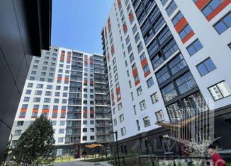 Трехкомнатная квартира на продажу, 64 м2, Пермь, Сапфирная улица, 13, ЖК Погода