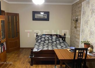 Продается трехкомнатная квартира, 82.6 м2, Санкт-Петербург, проспект Большевиков, 43к1, метро Улица Дыбенко