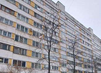 Продается 2-ком. квартира, 46.5 м2, Санкт-Петербург, проспект Королёва, 9, метро Пионерская