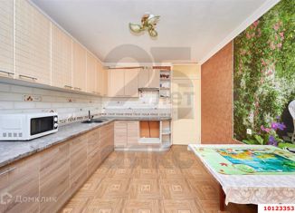 Продажа 2-ком. квартиры, 64.6 м2, Краснодар, улица Фадеева, 429/3, улица Фадеева