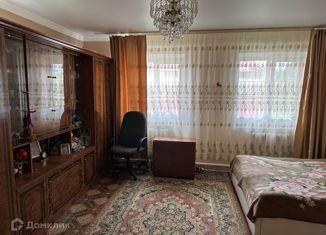 Продаю дом, 240 м2, Ставрополь, площадь Ленина, микрорайон № 2