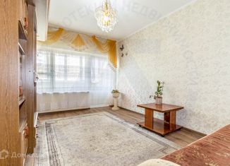 Продается 2-комнатная квартира, 55 м2, Курган, 6-й микрорайон, 17, Заозёрный район