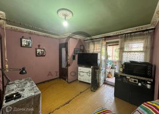 Продам трехкомнатную квартиру, 43 м2, Краснодарский край, улица Маршала Жукова, 18