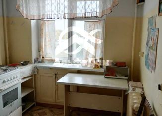 Продам 1-ком. квартиру, 32 м2, Еманжелинск, улица Ленина, 7