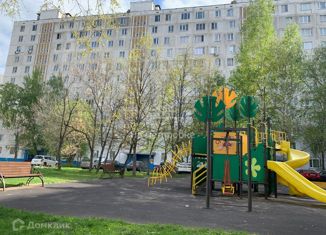 Продаю 3-ком. квартиру, 62.9 м2, Москва, улица Маршала Федоренко, 14к2, метро Ховрино