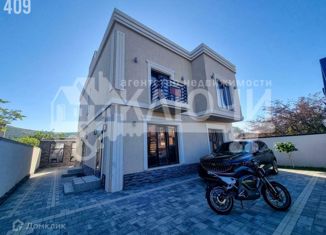 Дом на продажу, 216 м2, село Кабардинка, Революционная улица, 21А