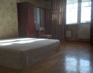 Продам 2-ком. квартиру, 57.4 м2, Москва, Алтуфьевское шоссе, 74, метро Алтуфьево