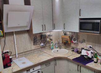 Продам 2-ком. квартиру, 40 м2, Москва, улица Стромынка, 13, метро Сокольники