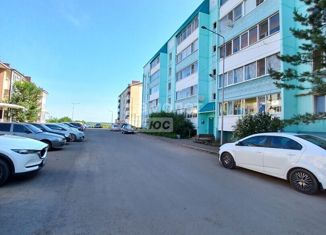 Продаю 3-ком. квартиру, 68.5 м2, Лениногорск, Садовая улица, 8