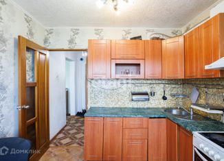 Продается 1-комнатная квартира, 36 м2, Екатеринбург, улица Евгения Савкова, 33, улица Евгения Савкова