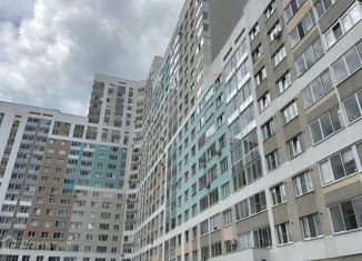 Продам трехкомнатную квартиру, 86 м2, Екатеринбург, улица Энтузиастов, 36Б, улица Энтузиастов