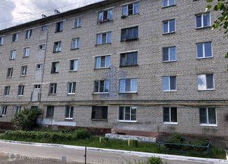 Комната на продажу, 13.2 м2, Новочебоксарск, улица Винокурова, 36